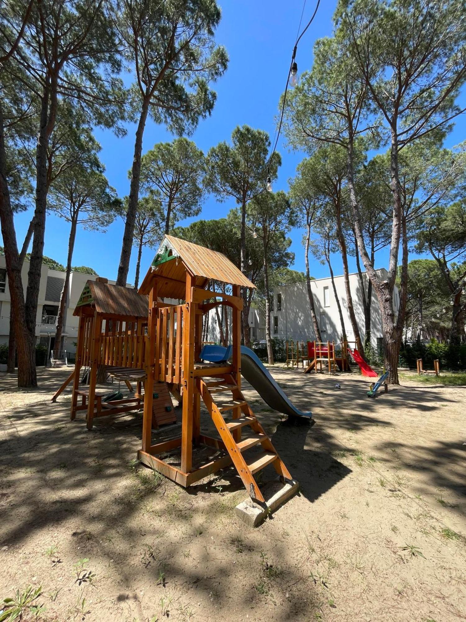 M&E Premium Apartments - San Pietro Durrës Buitenkant foto