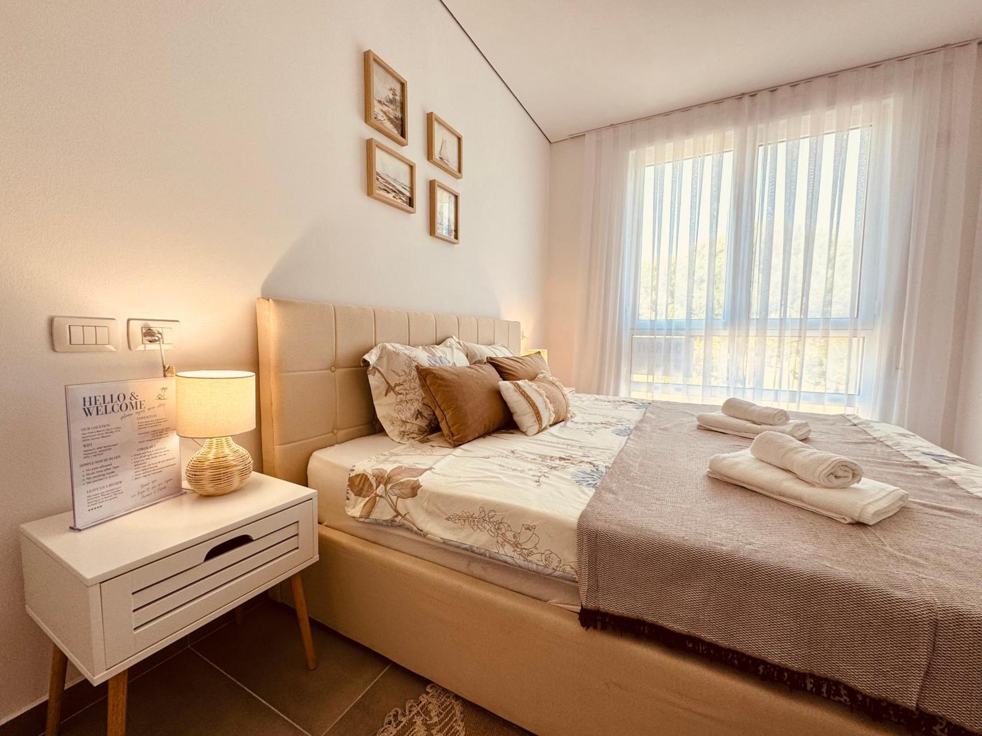 M&E Premium Apartments - San Pietro Durrës Buitenkant foto